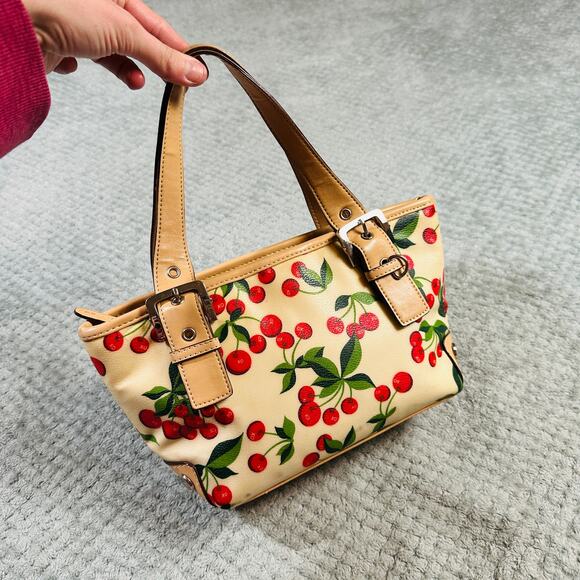 Cute Y2K XOXO Cherry Print Faux Leather Mini Shoulder Bag Soho Retro Cream/Red - Picture 2 of 9